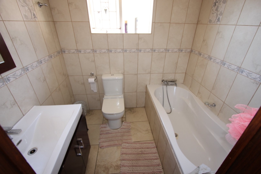 4 Bedroom Property for Sale in Riebeeckstad Free State